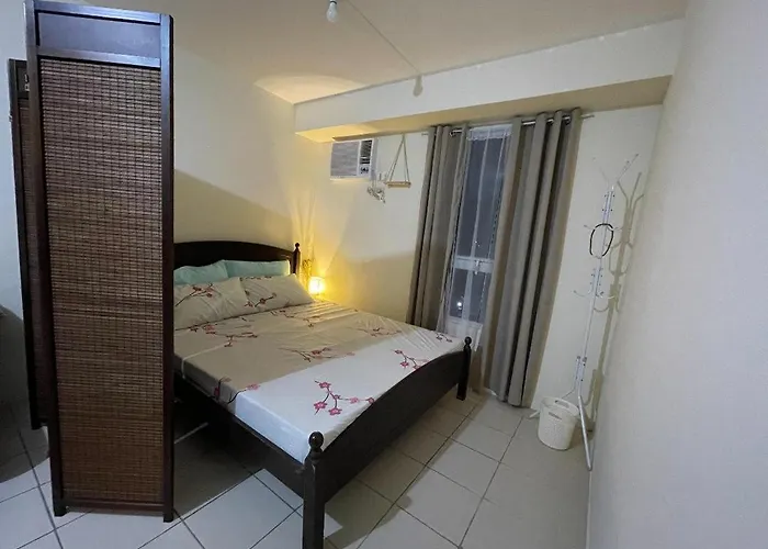 Urban Deca Homes Rustic Cozy Staycation 마닐라